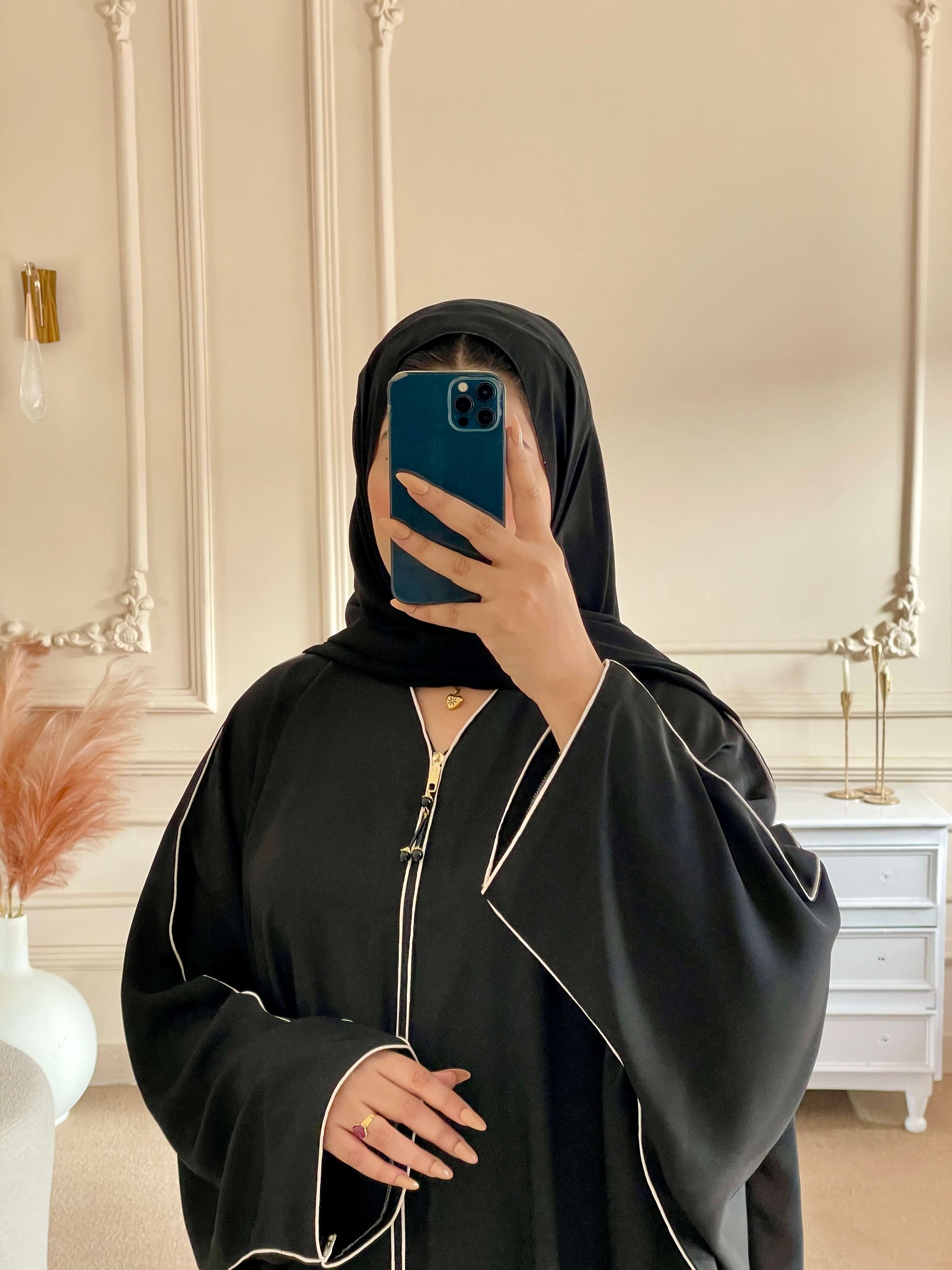 Baggy Zip Abaya - Black