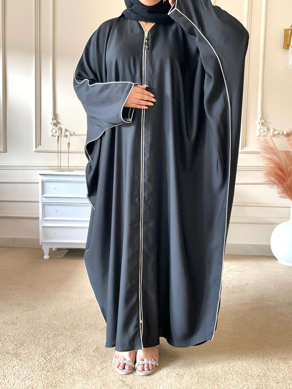 Baggy Zip Abaya - Black