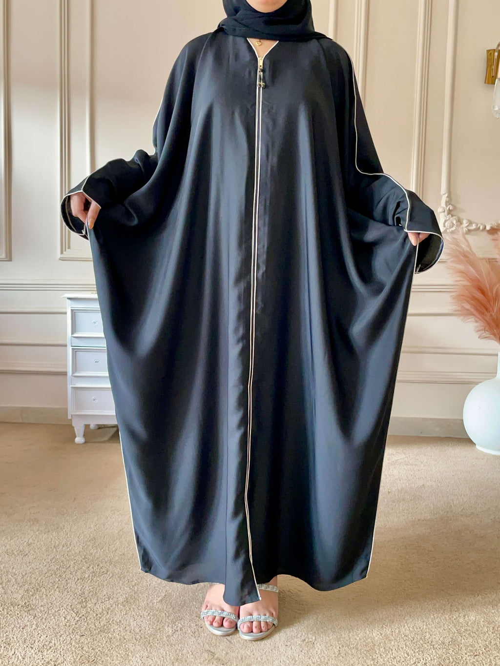 Baggy Zip Abaya - Black
