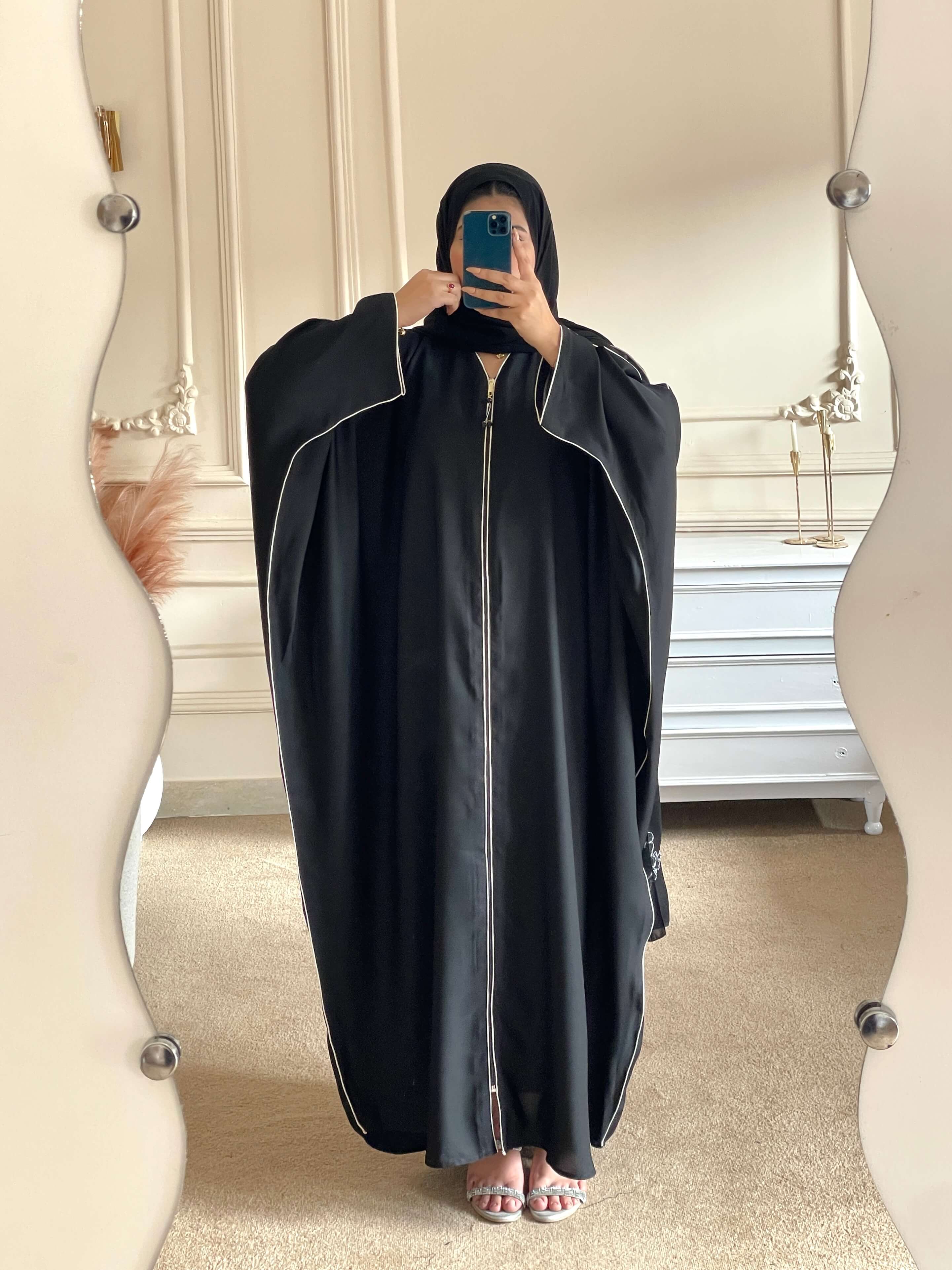 Baggy Zip Abaya - Black