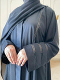 Munazza - Black