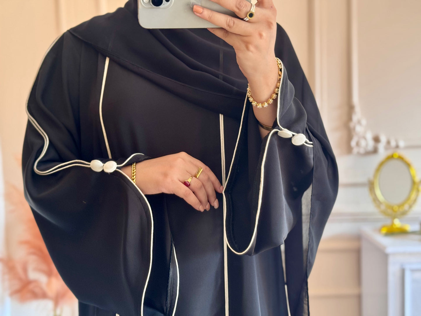 Piping Abaya - Black