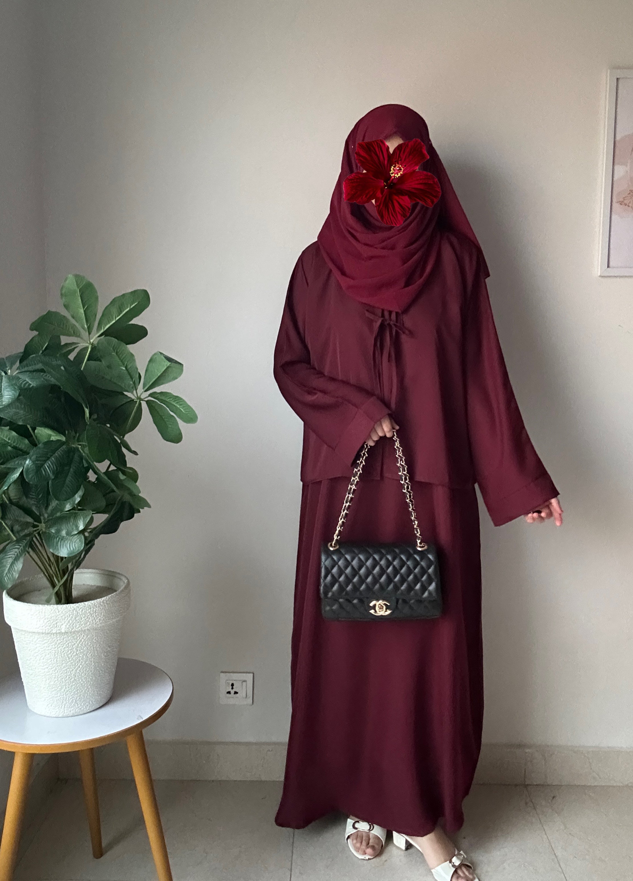 Overlay Abaya - Maroon