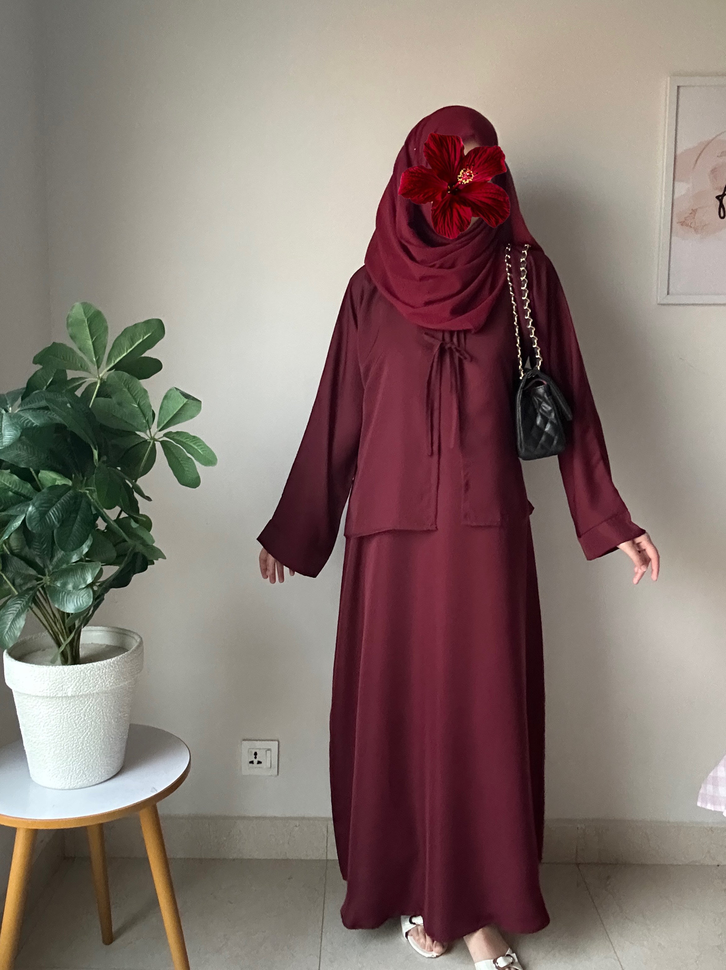 Overlay Abaya - Maroon