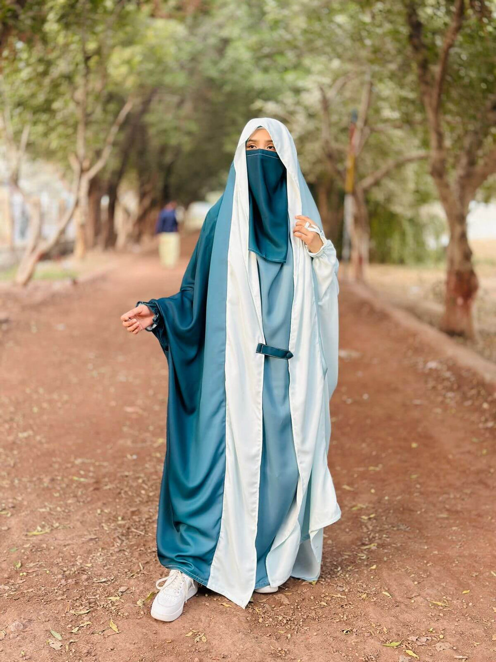 SAUDI JILBAB - Teal & Pearl