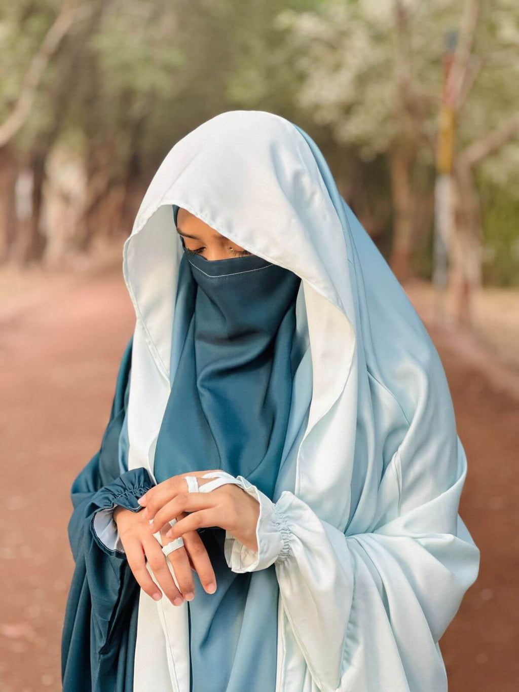 SAUDI JILBAB - Teal & Pearl