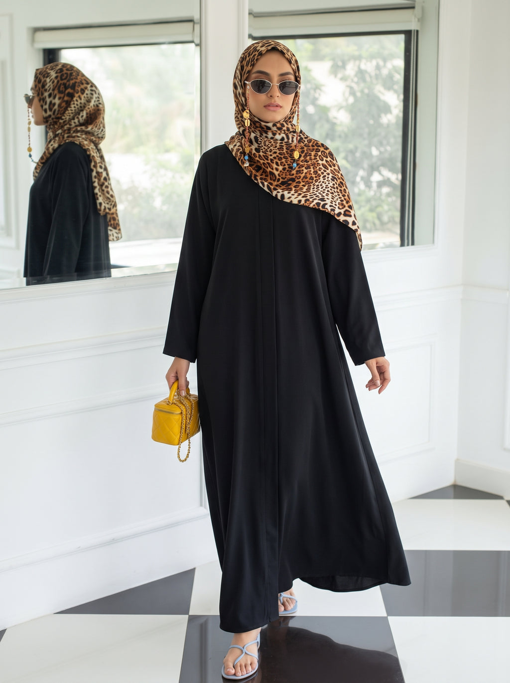 Nayla - Black