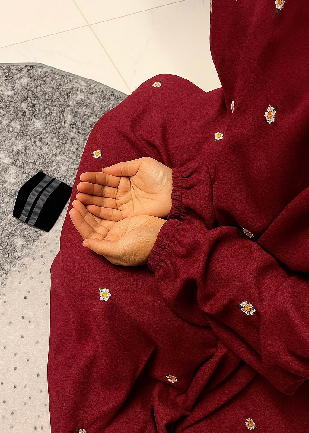 EMBROIDERED NAMAZ CHADDAR WITH SLEEVES - MAROON - Amirah.pk