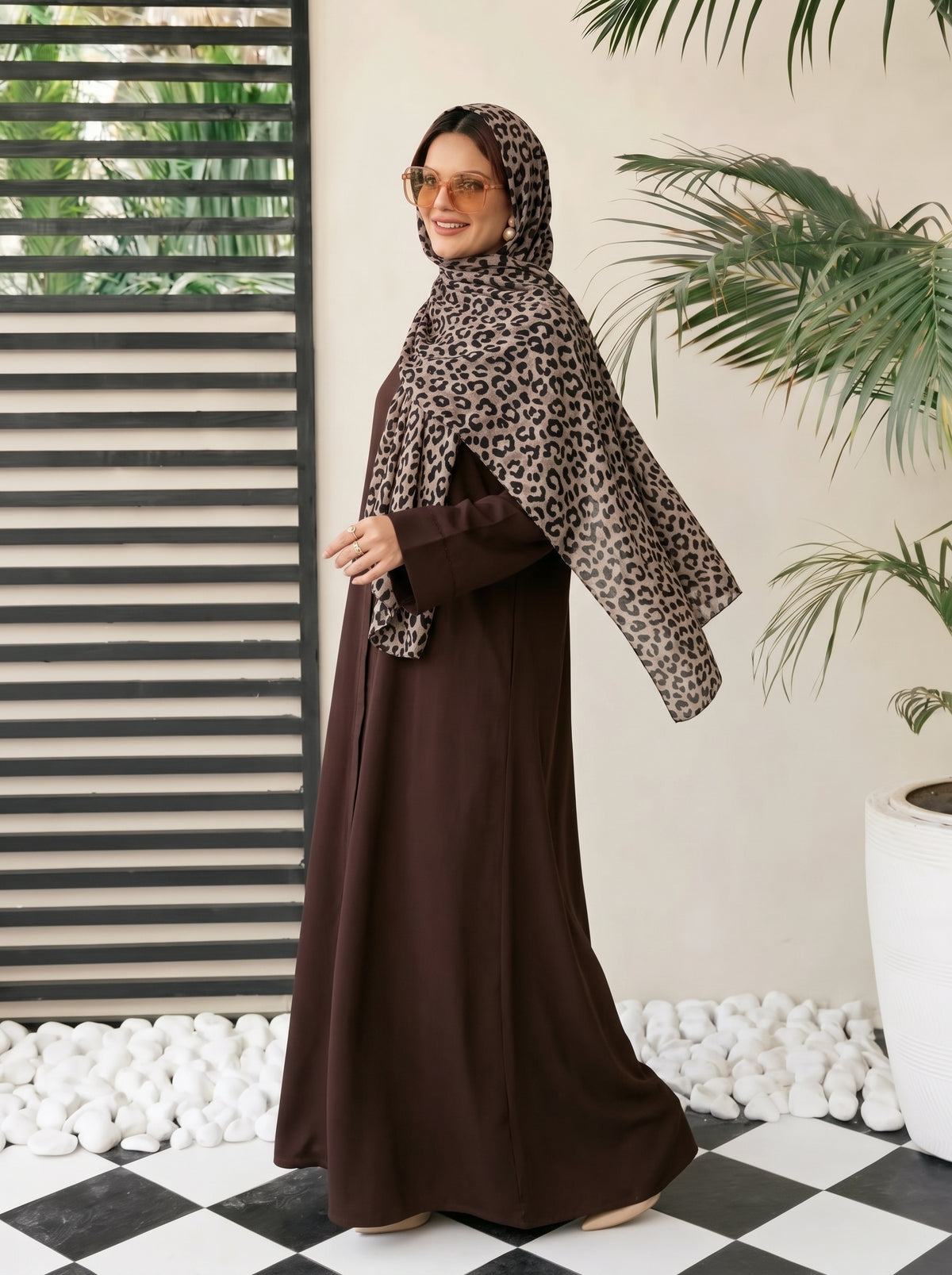 Mahnoor – Dark Brown